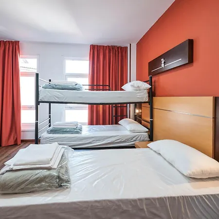 Loop Hostel *